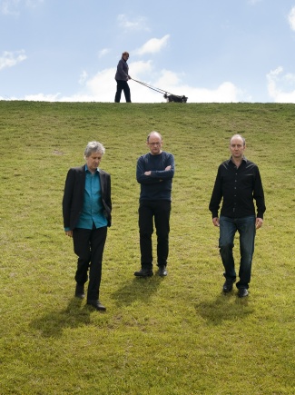 The Necks + ensemble 0/Eklekto/Perich + die ANGEL