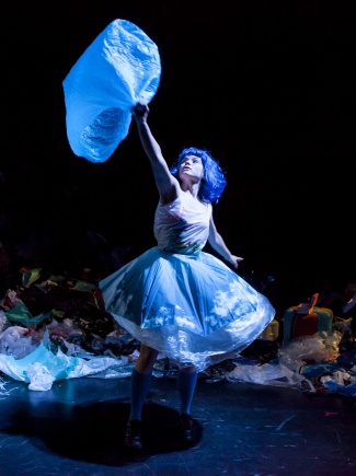 Alex au pays des poubelles