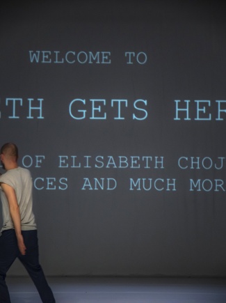 Elisabeth gets her way