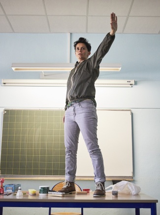 ELLE PAS PRINCESSE LUI PAS HÉROS